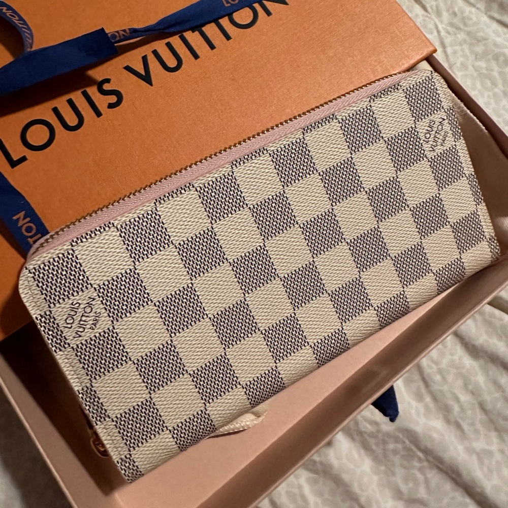 Louis Vuitton Wallet Brand New
